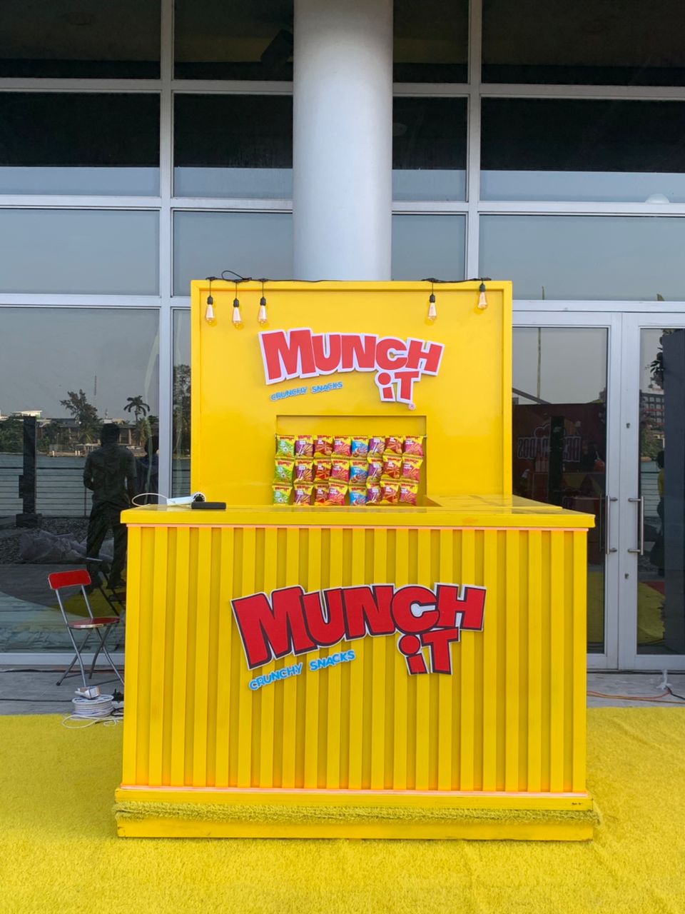 Munch It Wing Office Complex — setup photo 2